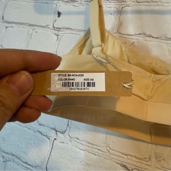 SKIMS Fits Everybody Scoop Bralette Sand Size XS - Picture 4 of 4